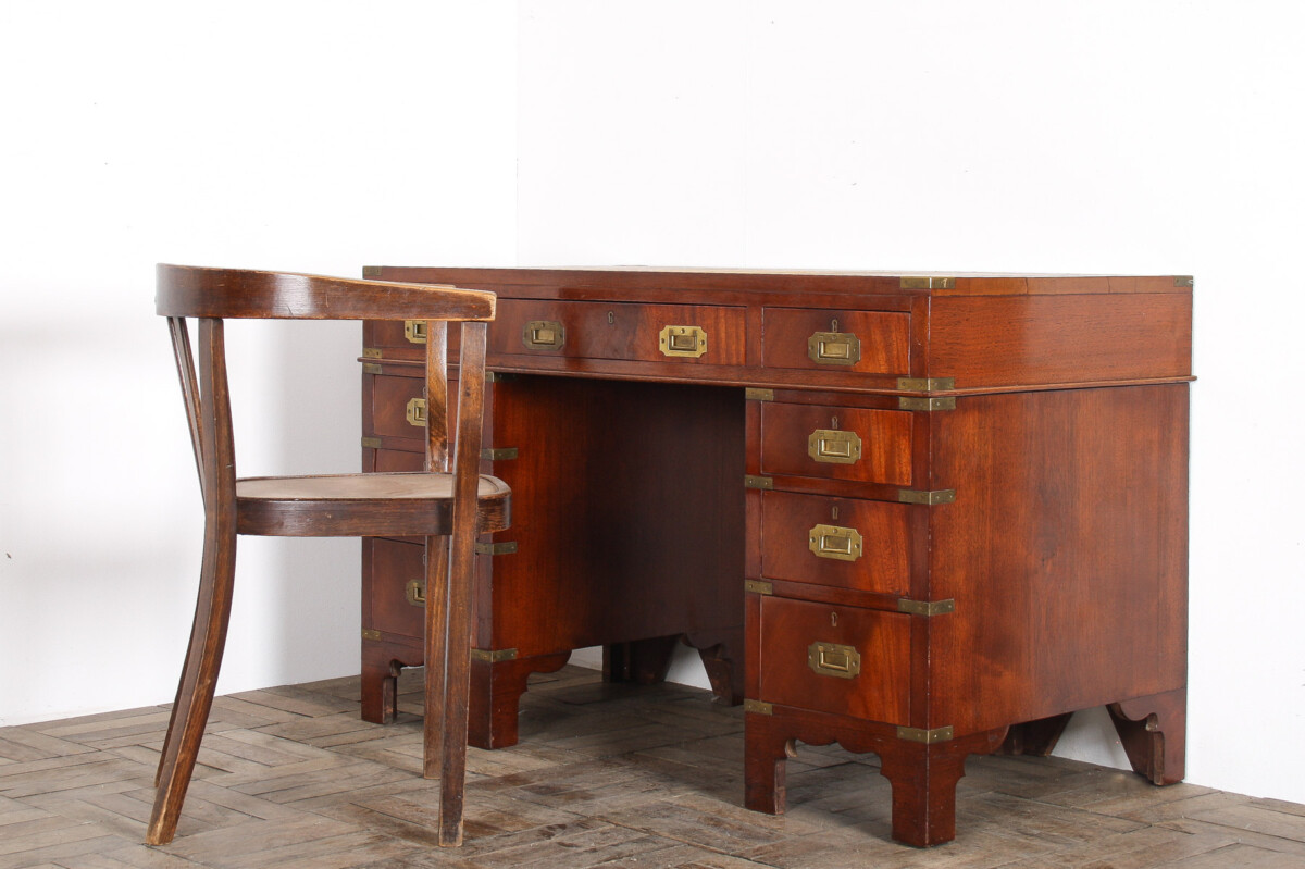 Original 19th-Century Antique British Campaign Desk Writing Table with Leather Top - Image 4