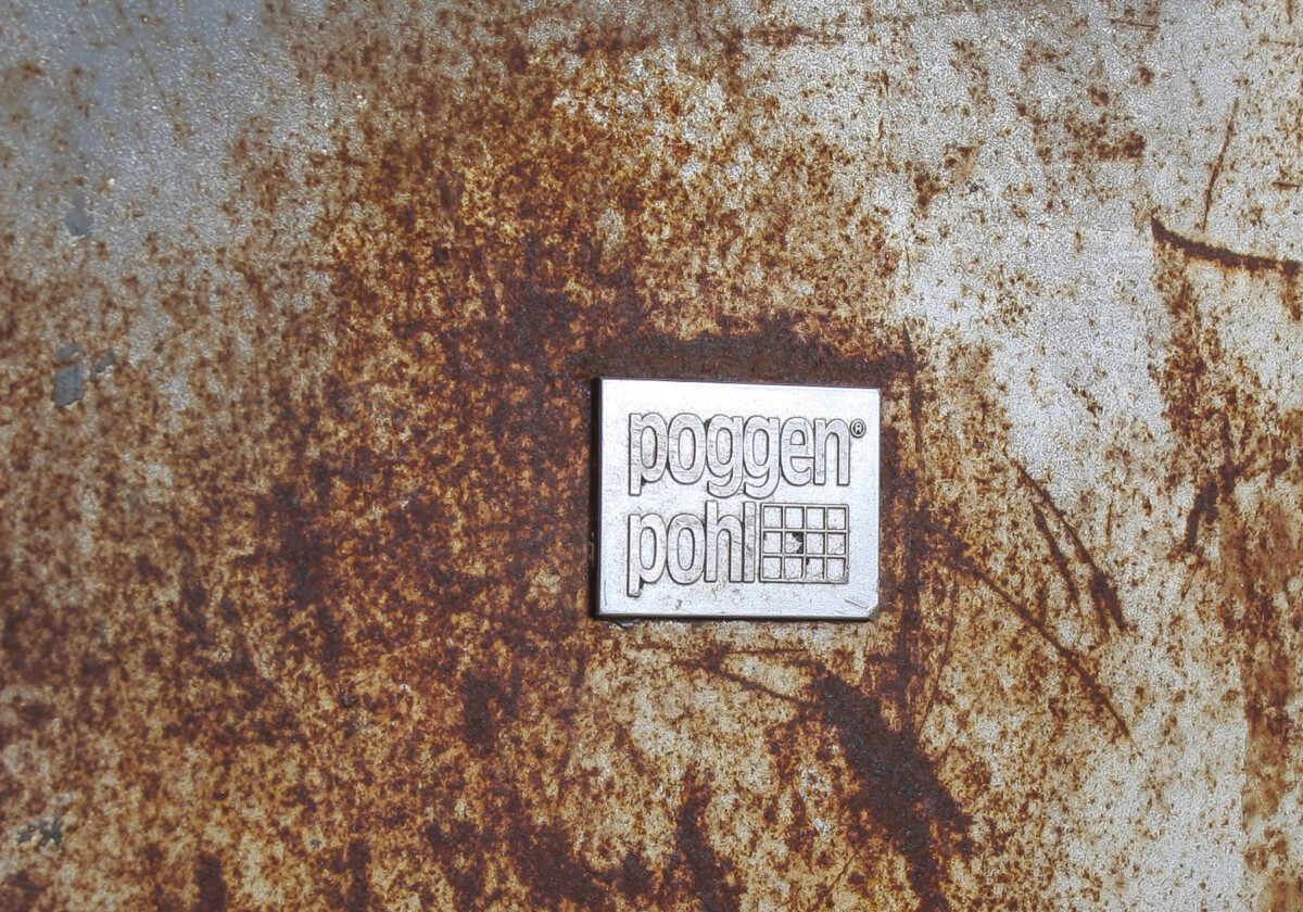 A Pair of Brutalist Industrial Metal Plant Stands by Poggen Pohl - Image 2