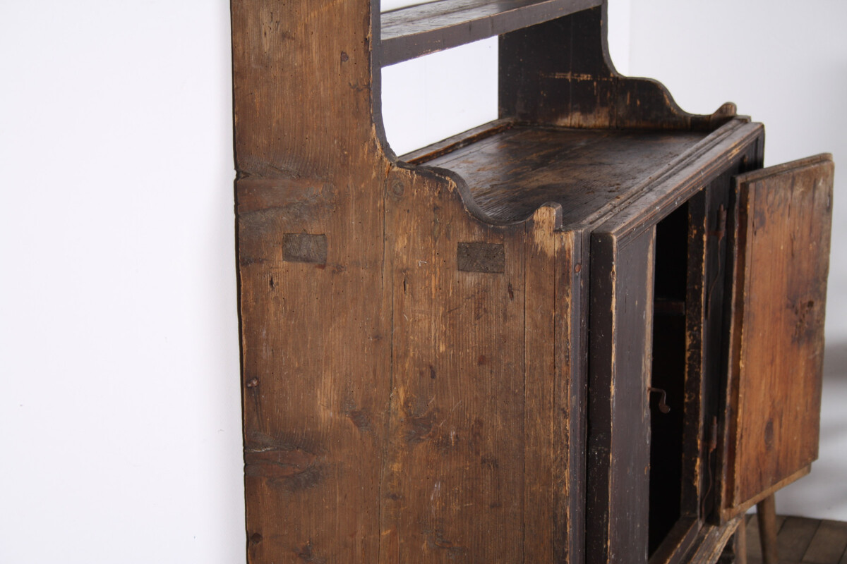 Primitive Rustic European Farmhouse Dresser Display Unit with Storage Shelves - Image 9