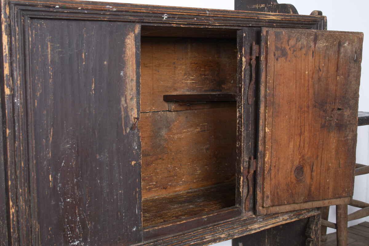 Primitive Rustic European Farmhouse Dresser Display Unit with Storage Shelves - Image 8