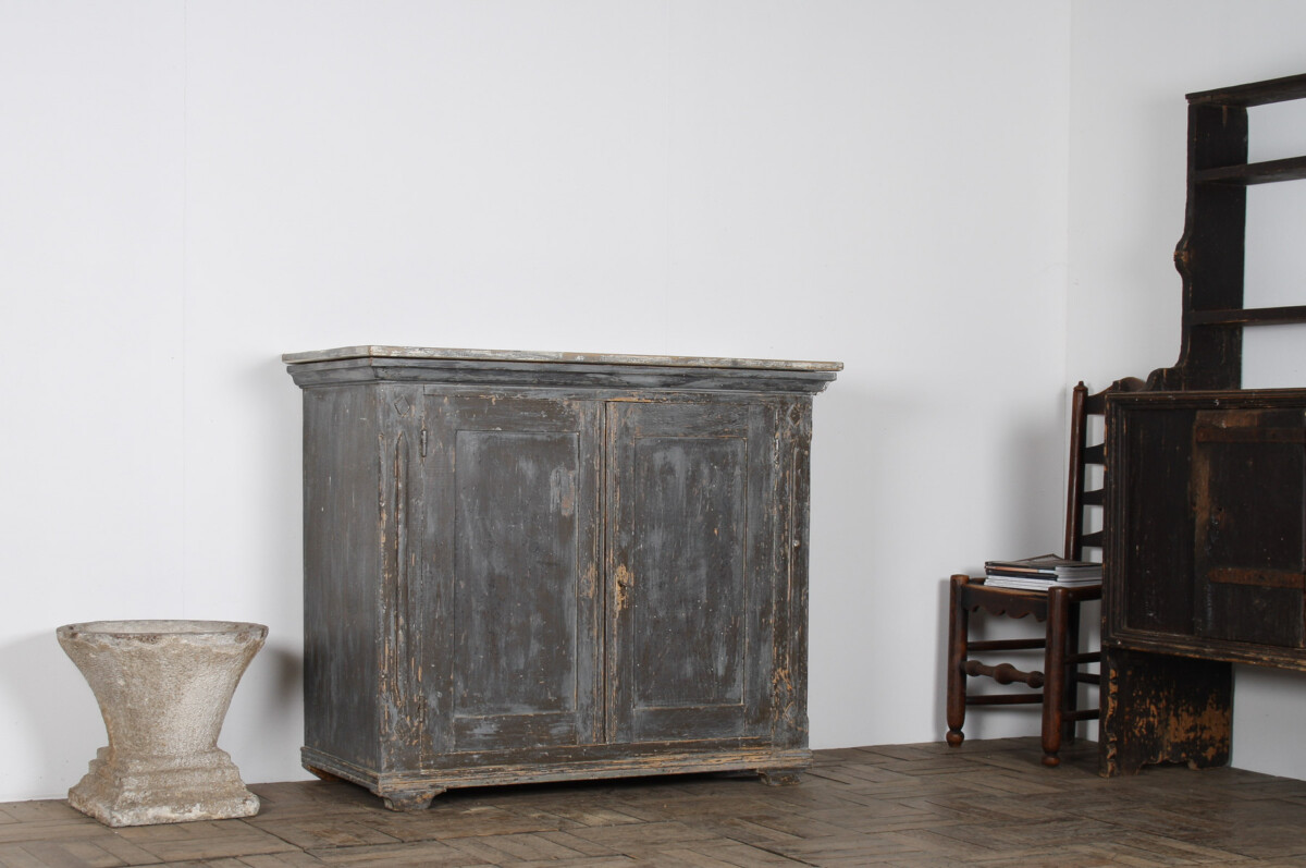 Swedish 19th Century Painted Pine Cupboard Storage - Image 11