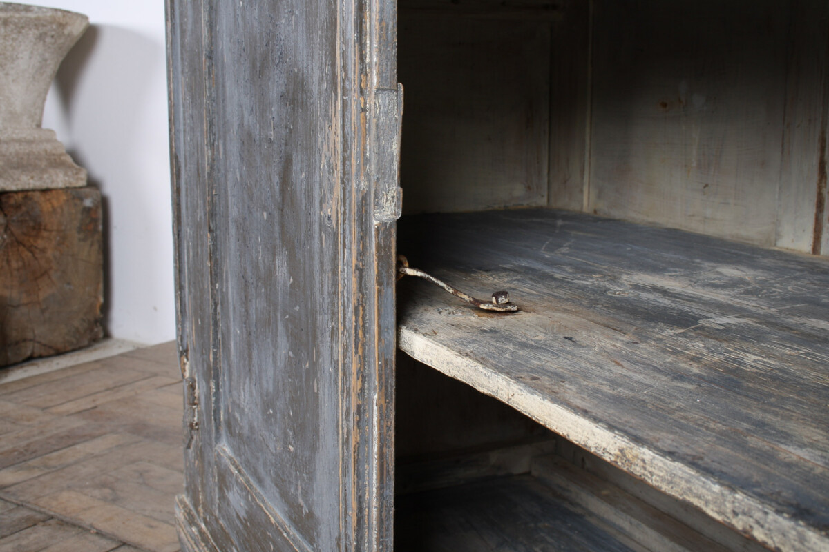 Swedish 19th Century Painted Pine Cupboard Storage - Image 4