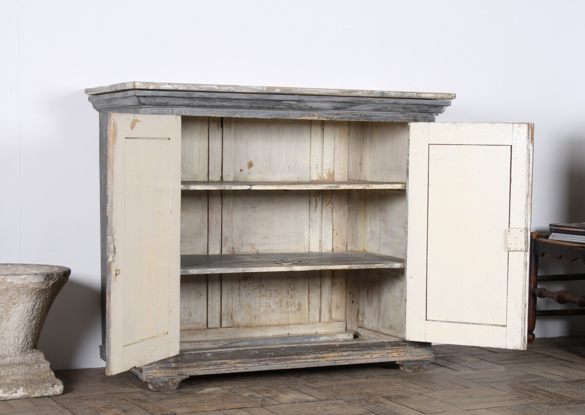 Swedish 19th Century Painted Pine Cupboard Storage - Image 2