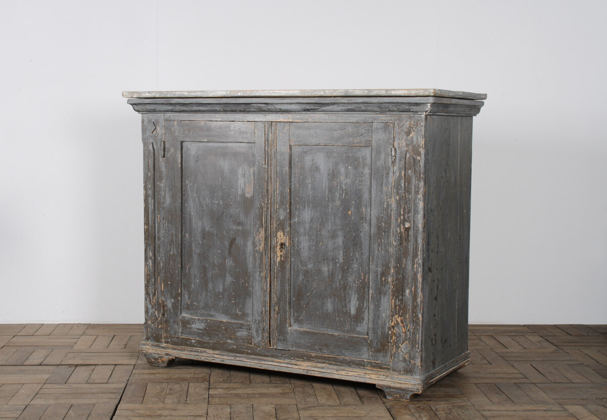 Swedish 19th Century Painted Pine Cupboard Storage - Image 8