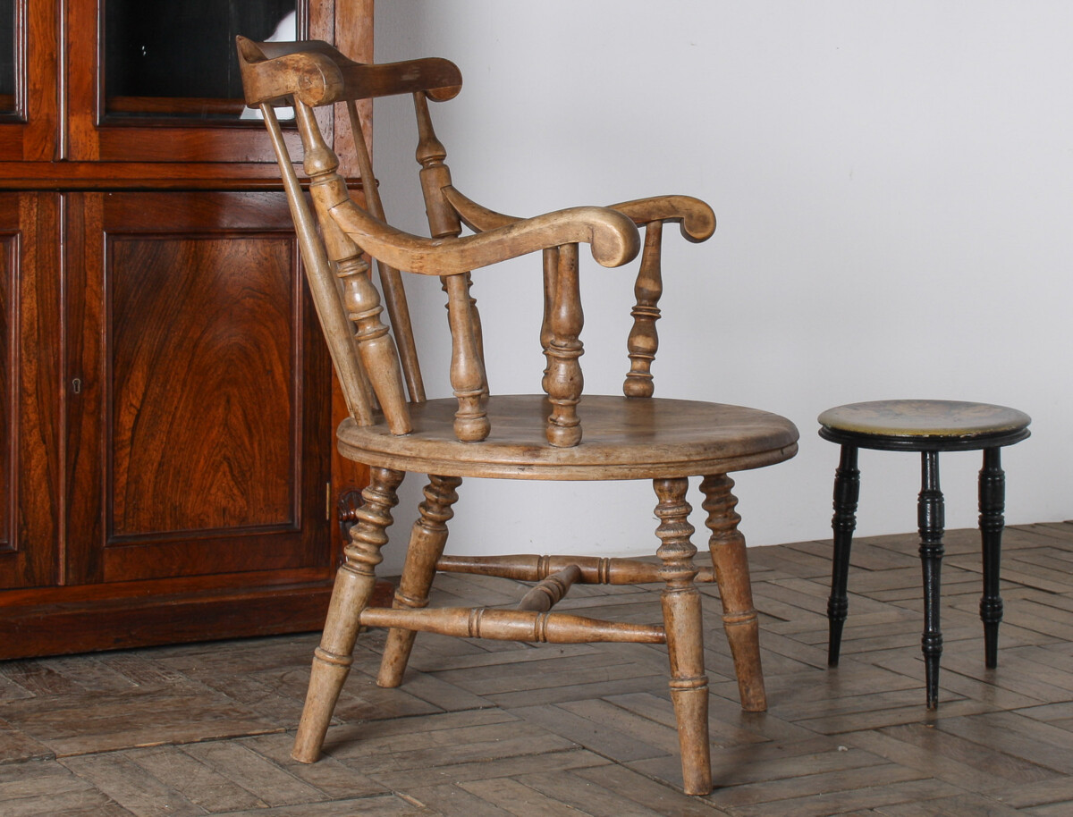 Antique Elm Low Back Windsor Armchair | Fireside Smokers Chair - Image 13