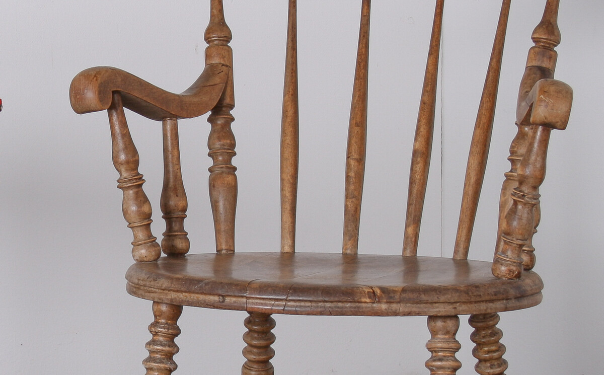 Antique Elm Low Back Windsor Armchair | Fireside Smokers Chair - Image 4