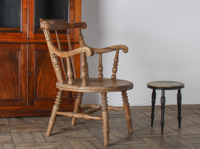 Antique Elm Low Back Windsor Armchair | Fireside Smokers Chair