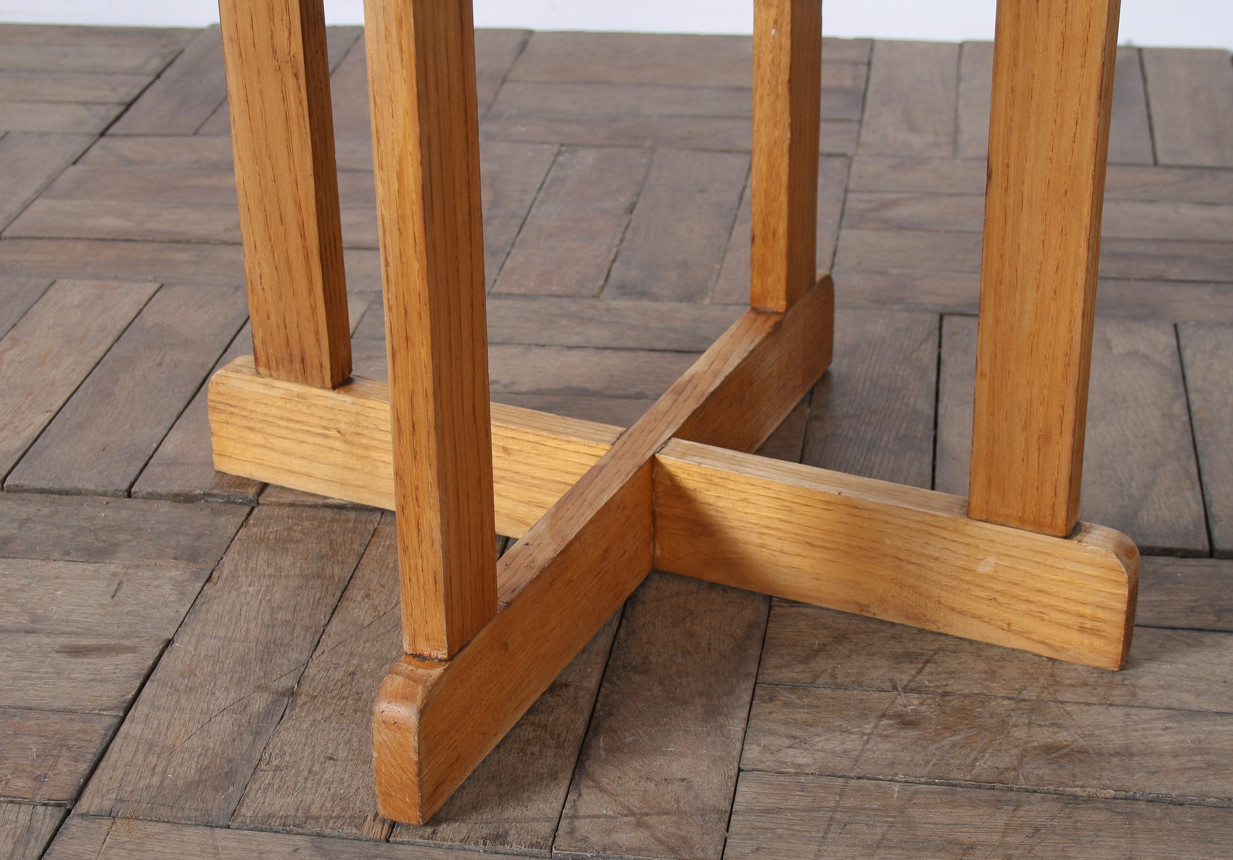 1960s Mid-Century Modern Occasional Side Table in Solid Ash - Image 5