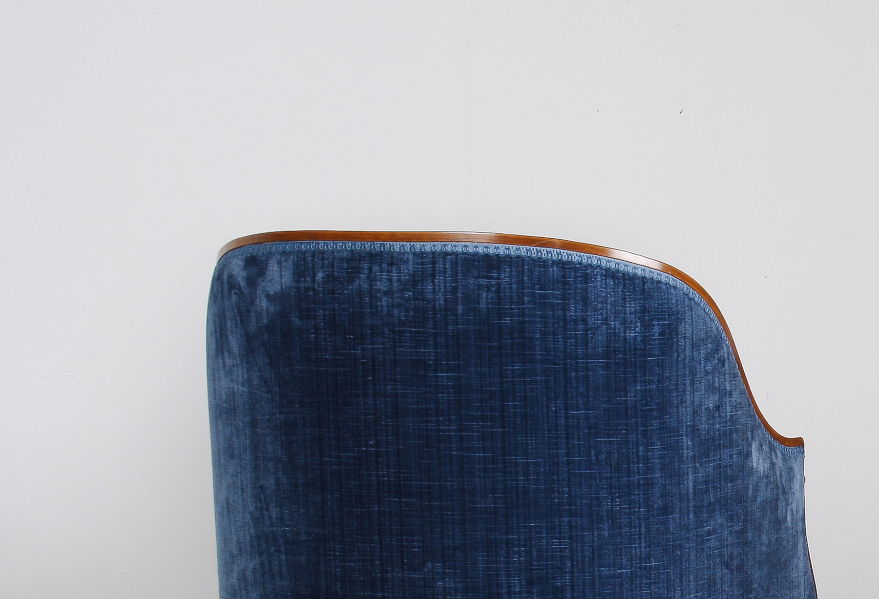 A Exquisite Pair of Tub Chairs in Royal Blue by Fine Furniture Maker Arthur Brett - Image 11