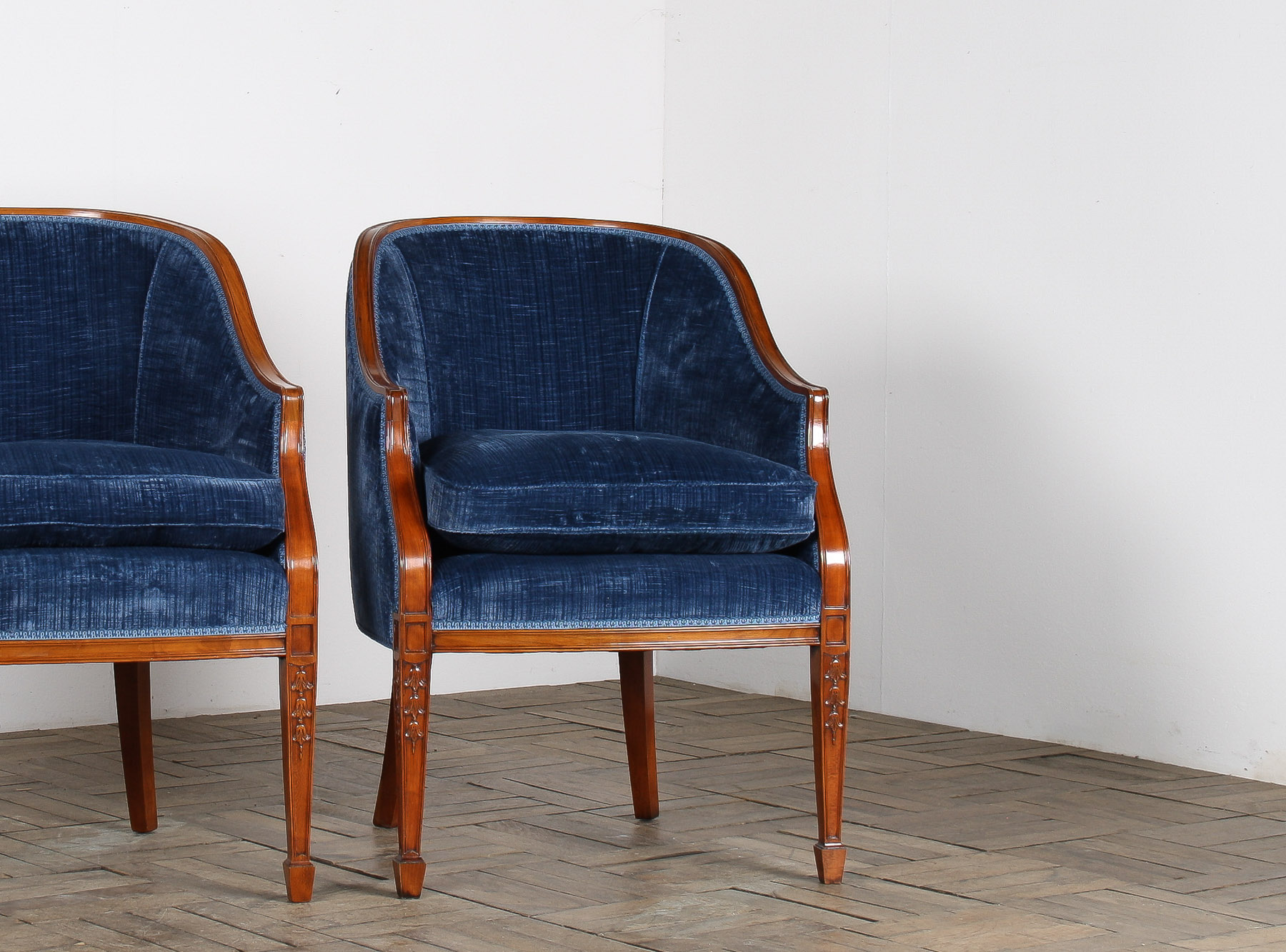 A Exquisite Pair of Tub Chairs in Royal Blue by Fine Furniture Maker Arthur Brett - Image 17