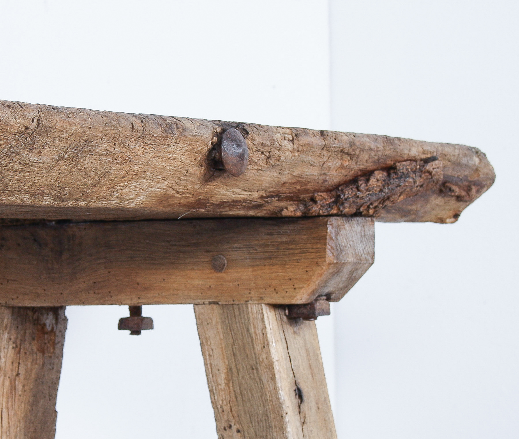 A Primitive 19th Century Elm Pig Bench Seat 5ft Long - Image 2