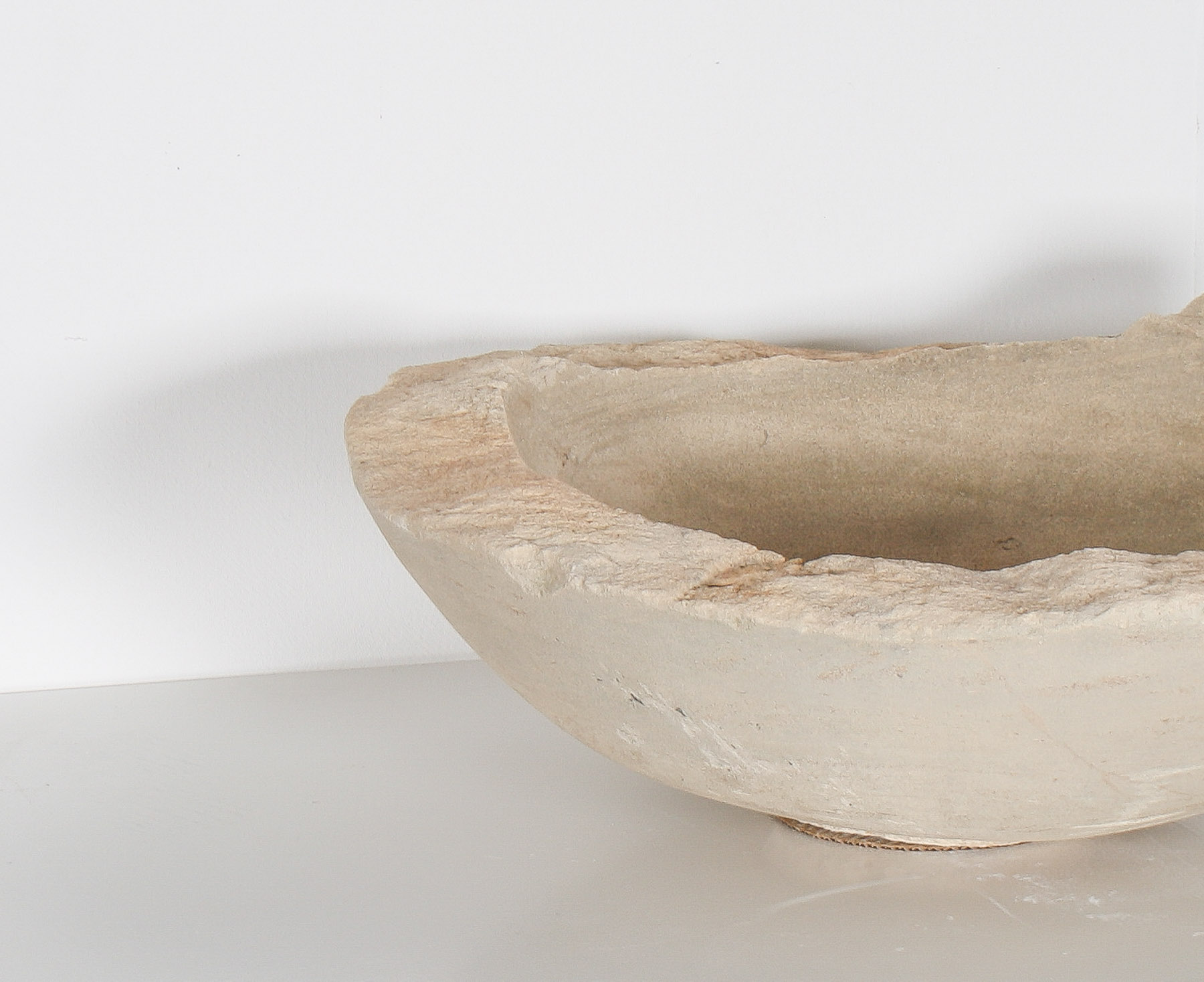 Very Large Reclaimed Antique Stone Bowl - English Wattscliffe Millstone Grit Sandstone - Image 11