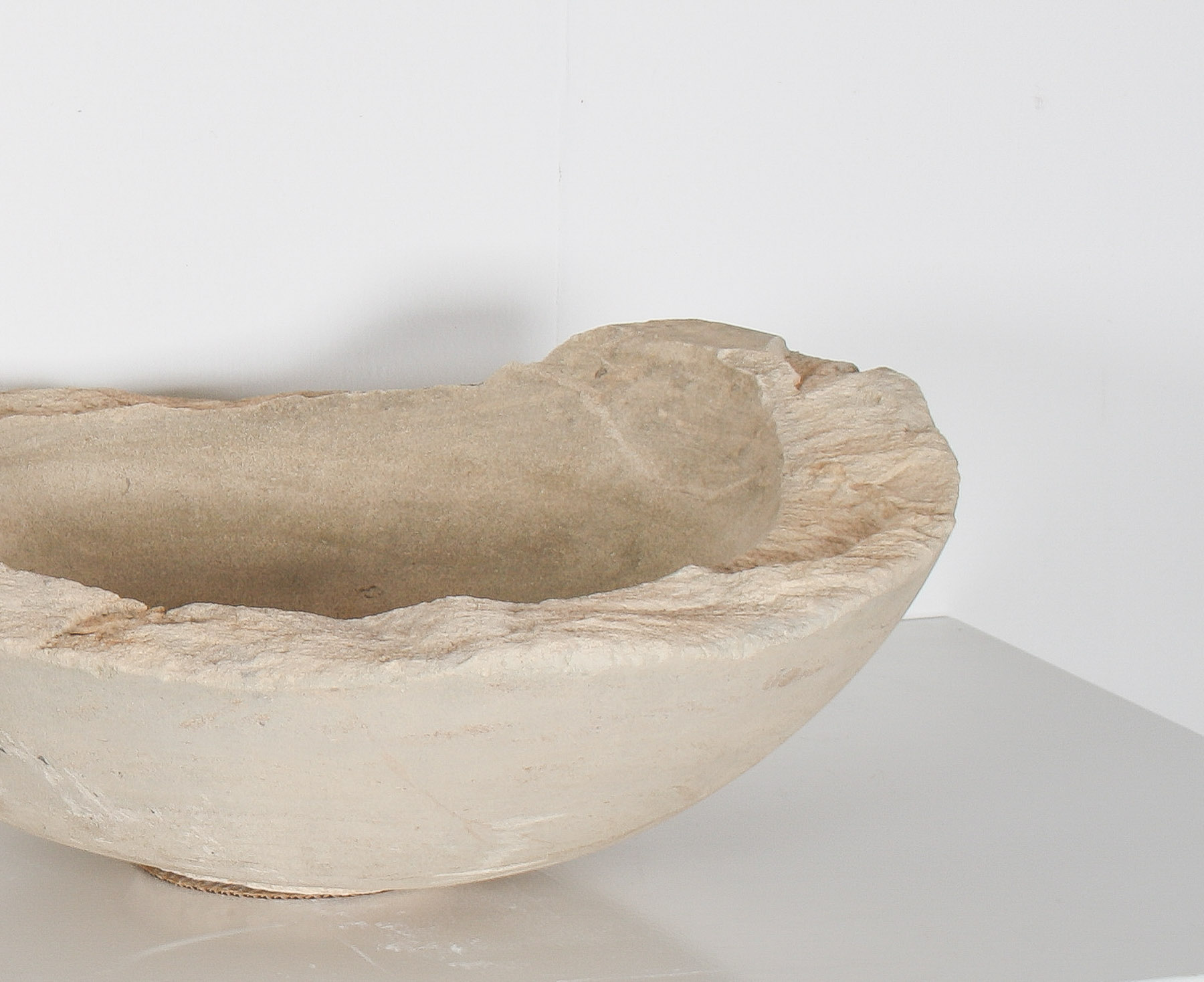 Very Large Reclaimed Antique Stone Bowl - English Wattscliffe Millstone Grit Sandstone - Image 10